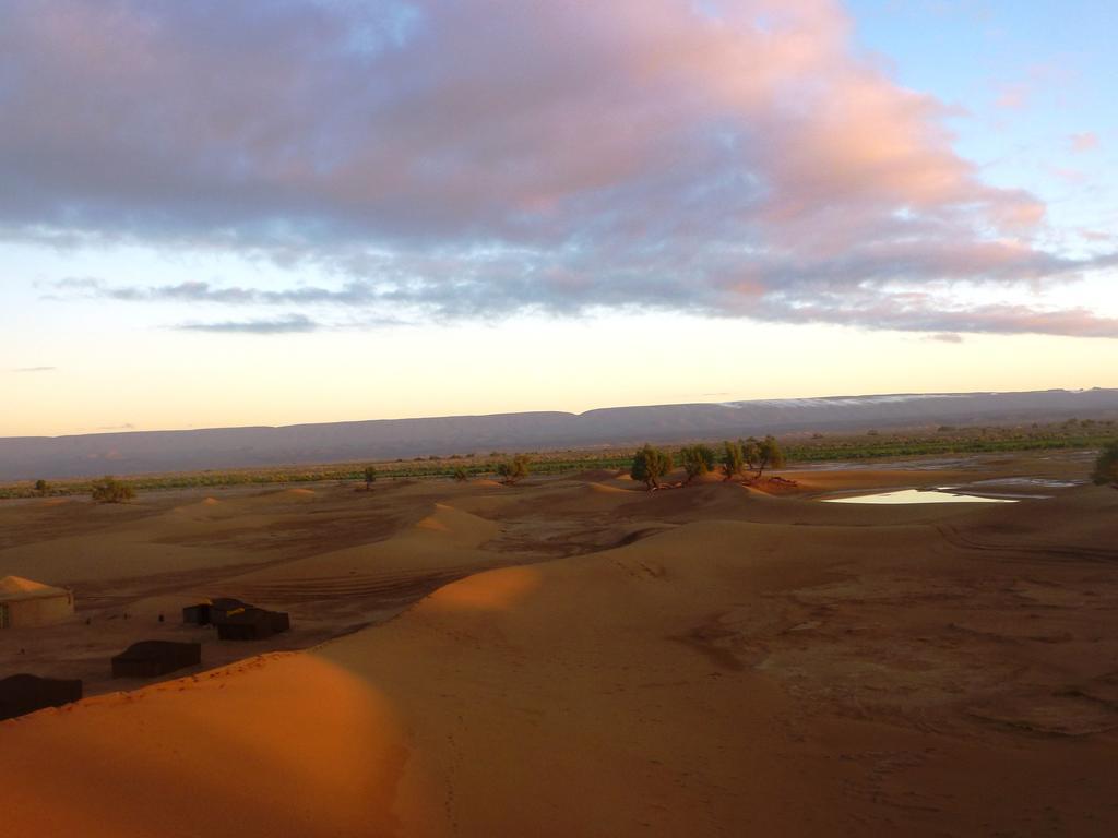Atta Desert Camp El Gouera Esterno foto